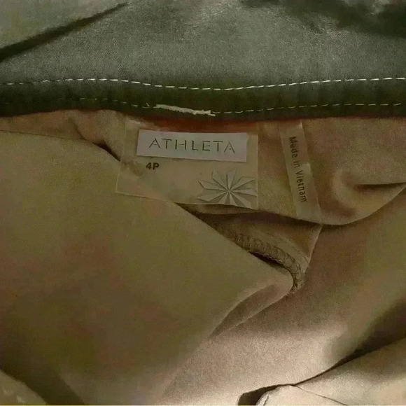 Athleta Women's Skort Brown 4P Pleated Active Skirt Built-In Shorts Performance - Picture 5 of 6